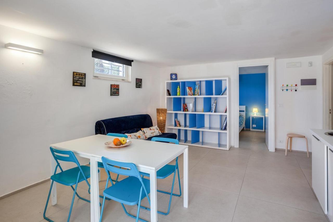 Casalmare Apartments One Step From The Sea Mola di Bari Exterior foto