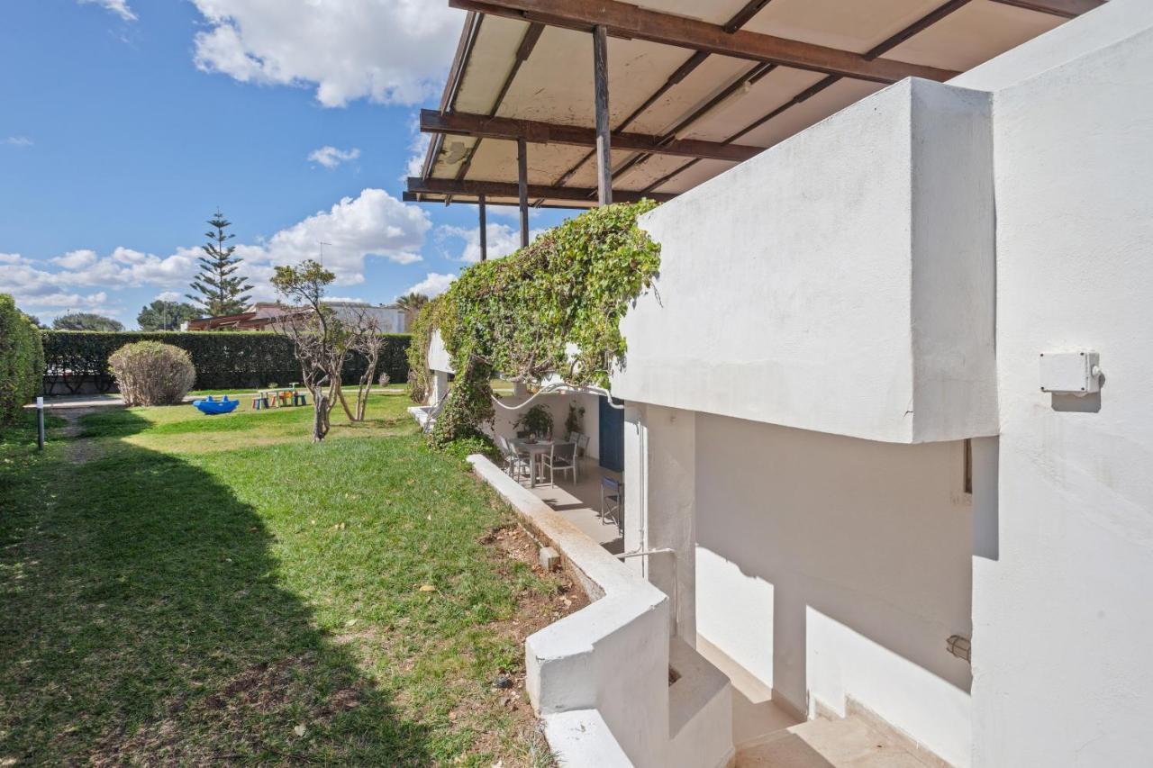 Casalmare Apartments One Step From The Sea Mola di Bari Exterior foto