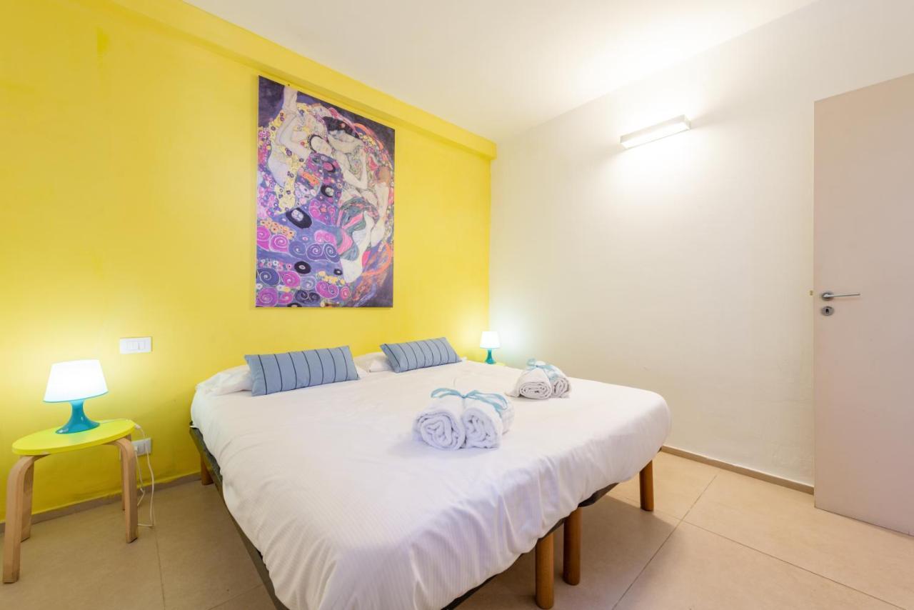 Casalmare Apartments One Step From The Sea Mola di Bari Exterior foto